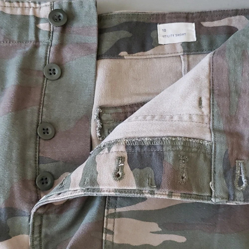 GAP button fly super high waisted camo utility shorts - Picture 10 of 10